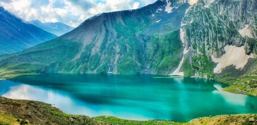 Discover Glorious Kashmir in 05 Days