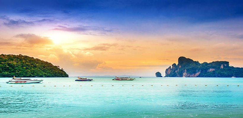 Discover Vibrant Phuket in 04 Days